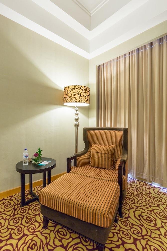 Wyndham Surabaya City Centre