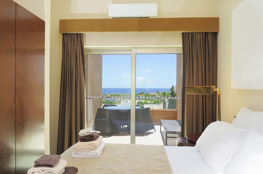 São Rafael Holidays