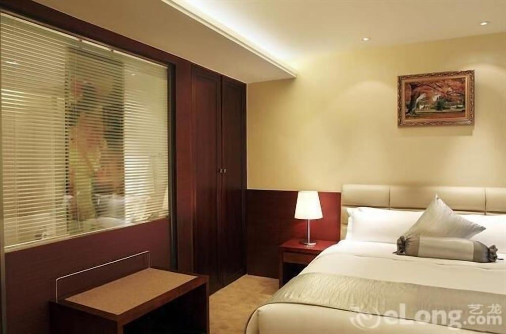 Chengdu Sovereign Hotel