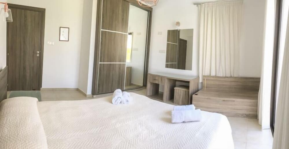 Platzia Beach Villas