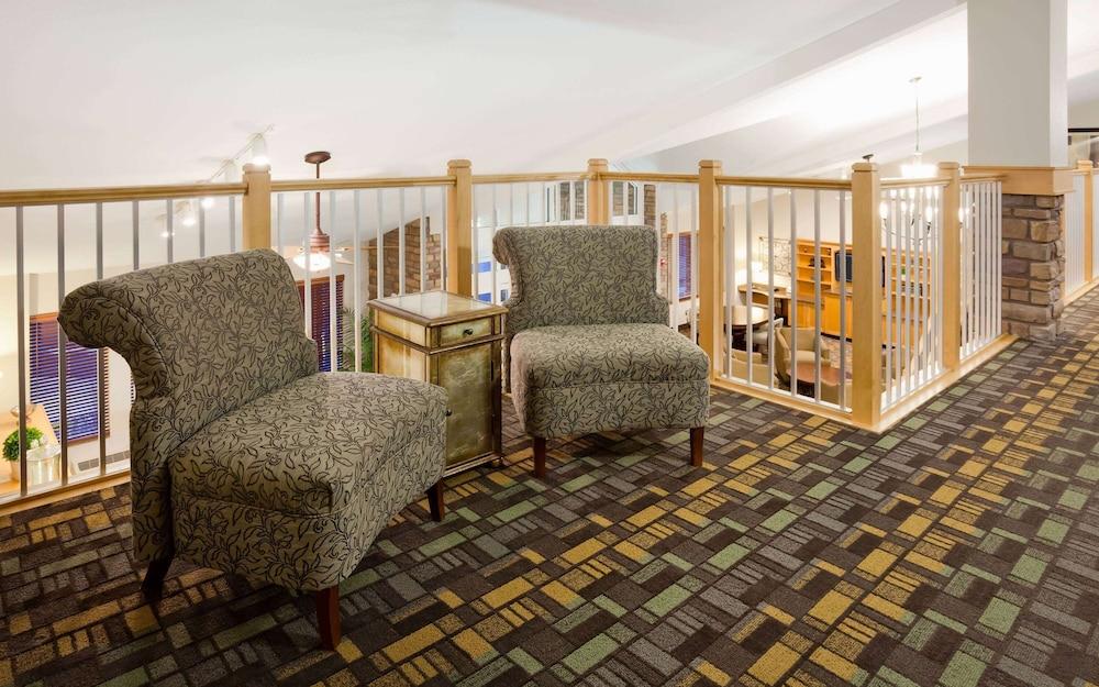 AmericInn by Wyndham Hawley