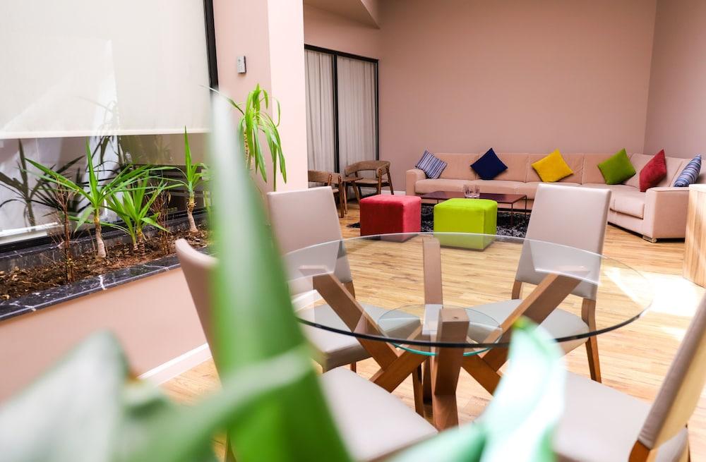 Best Western Premier Ark Hotel