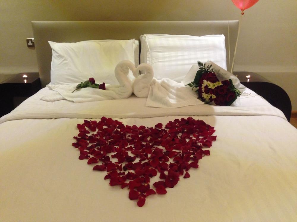 Quiet Dreams - Al-Murjan Branch