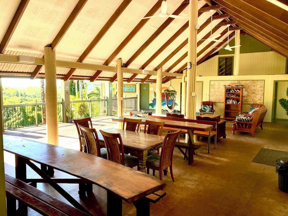 Jackaroo Treehouse Mission Beach - Hostel