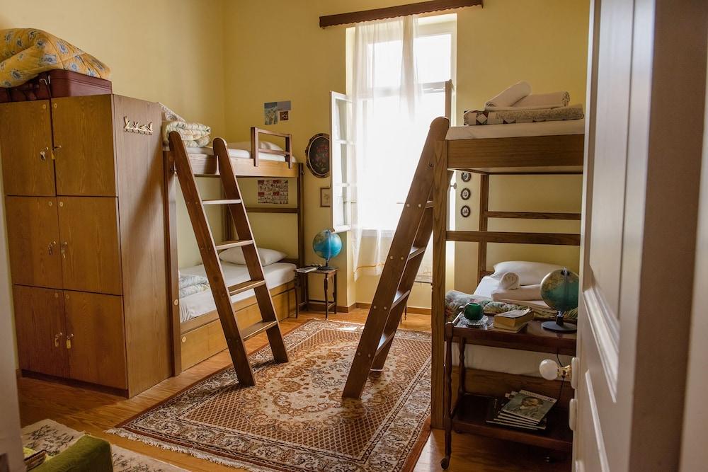 Athens Quinta - Hostel