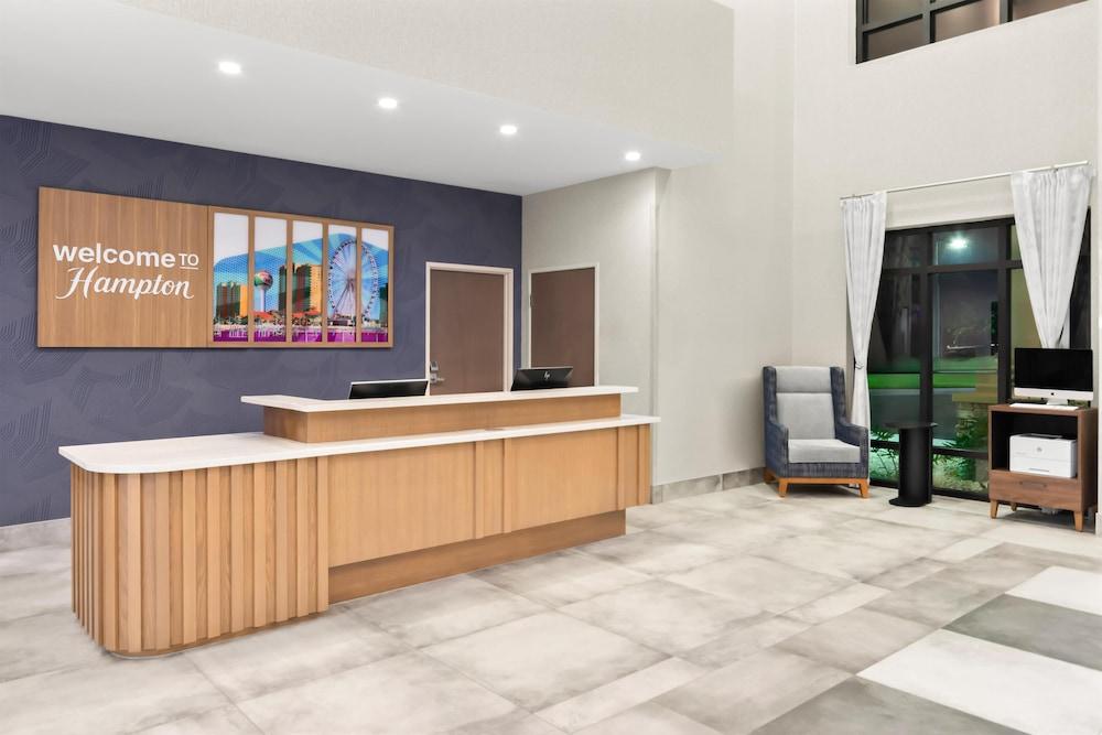 Hampton Inn & Suites Pensacola/I-10 Pine Forest Road