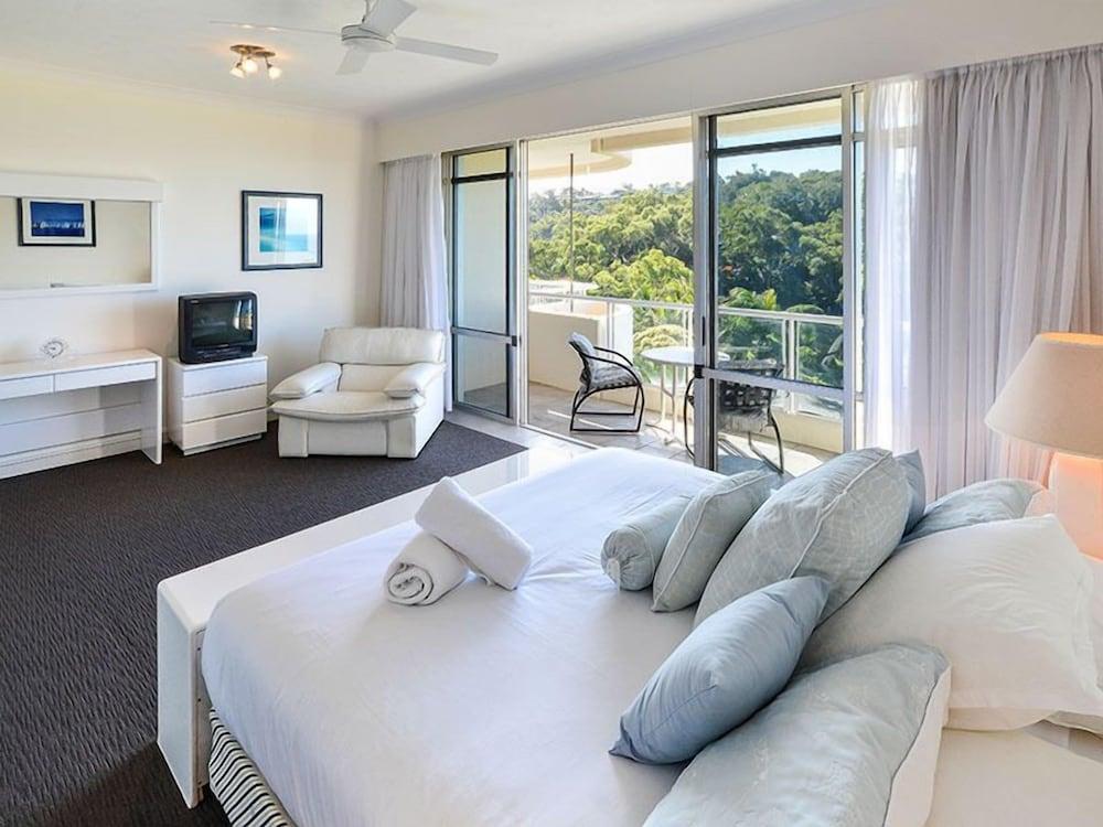 Yacht Harbour Tower 5