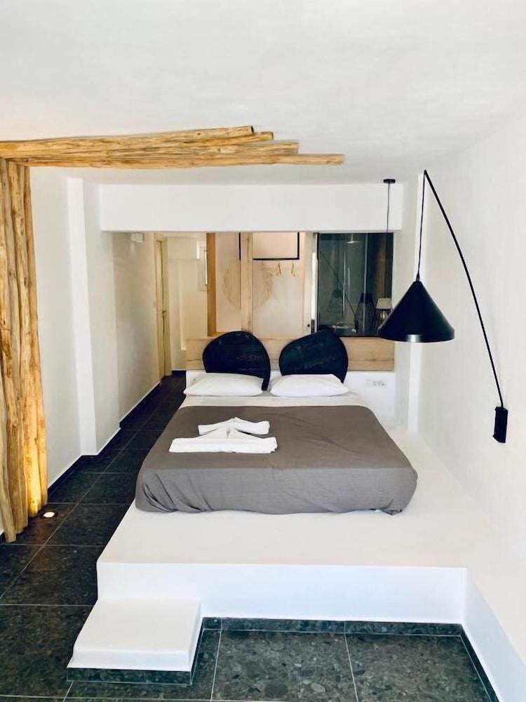 Alidian Bay Suites Leros