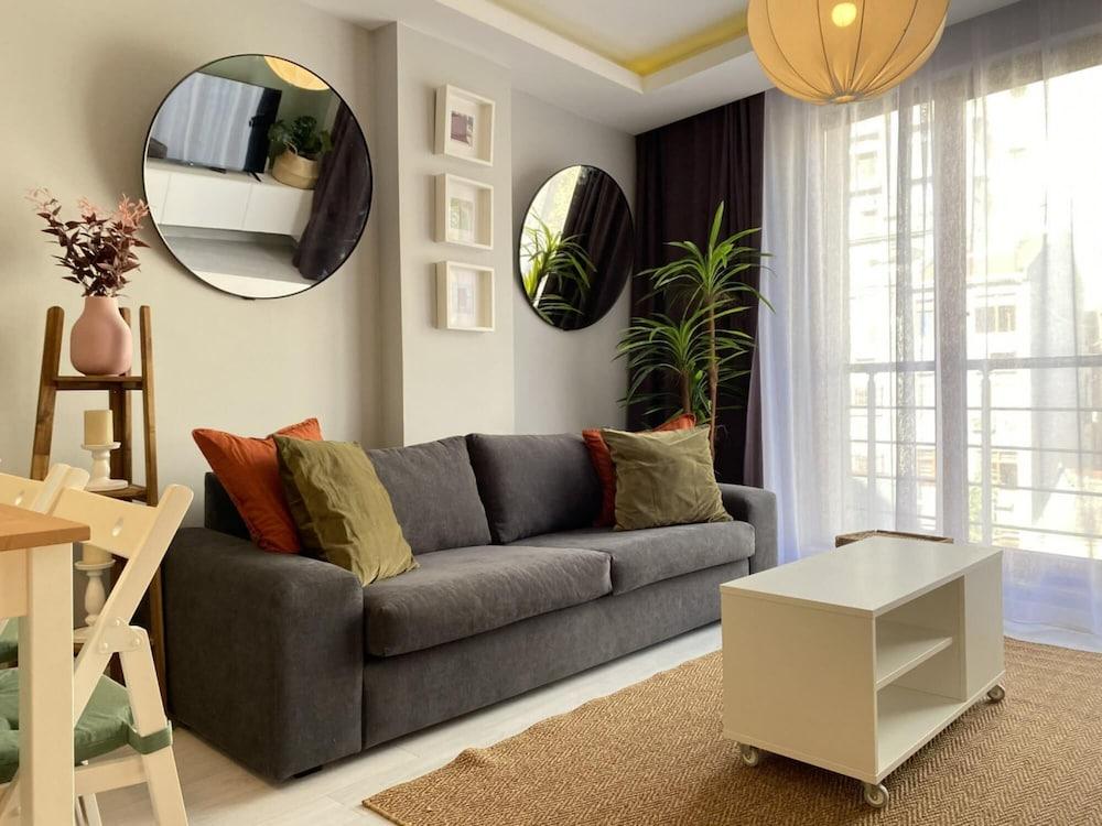 Stylish Duplex With Terrace 650 m to Galata Tower