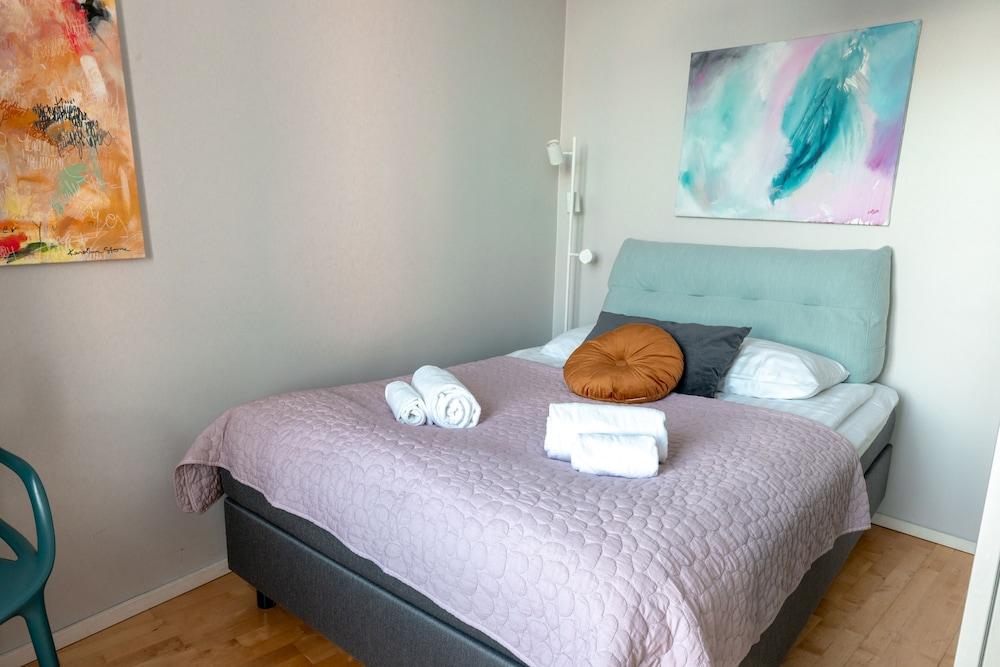 2ndhomes Cozy 1BR Apartment with a View