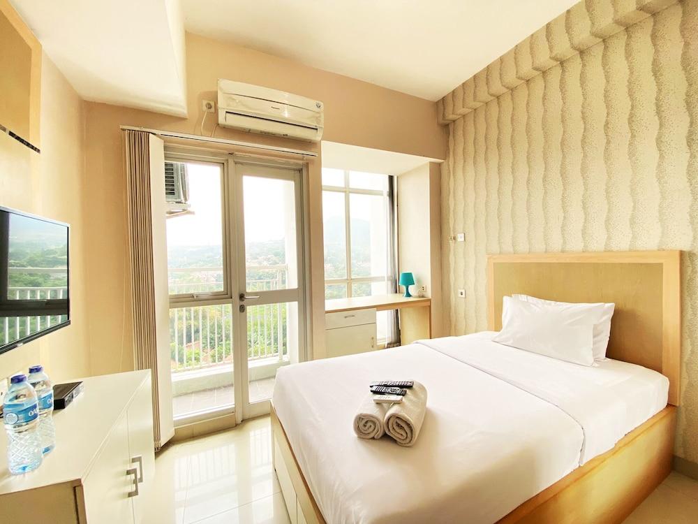 Comfortable And Strategic Studio At Taman Melati Jatinangor Apartment