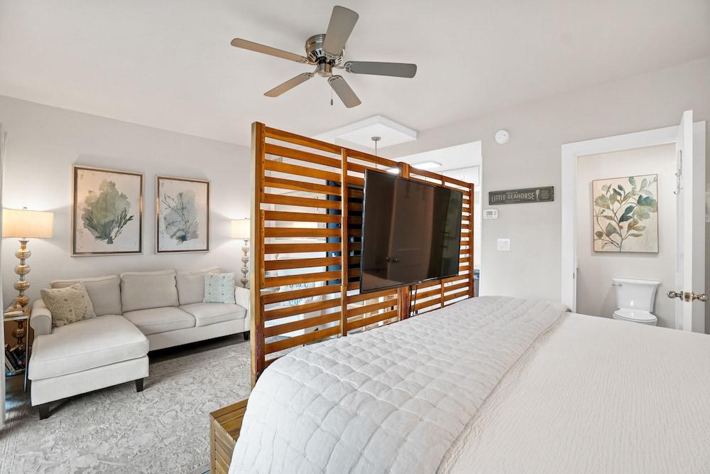 30A Emerald Hill by Panhandle Getaways