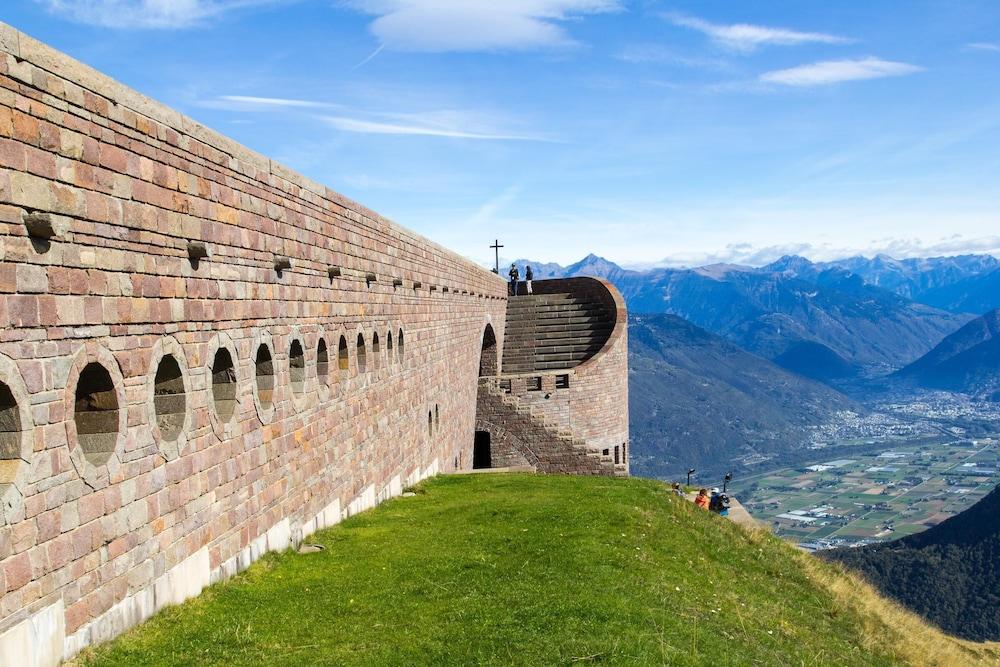 Boutique Apartment 1