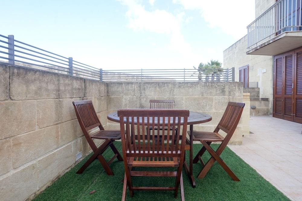 Harbour Views Gozitan Villa Shared Pool