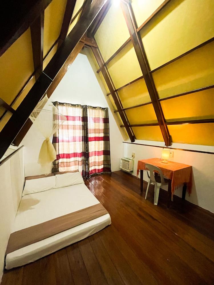 Flo Bed and Breakfast