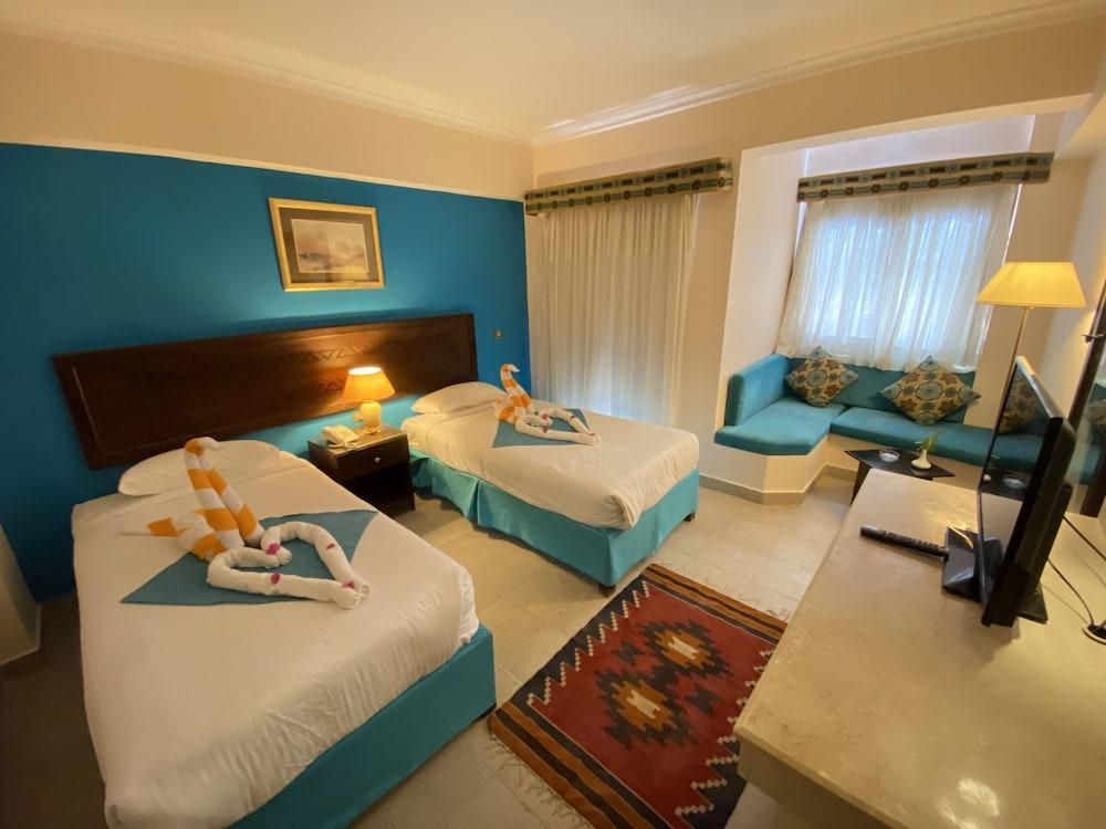 Marina View Port Ghalib