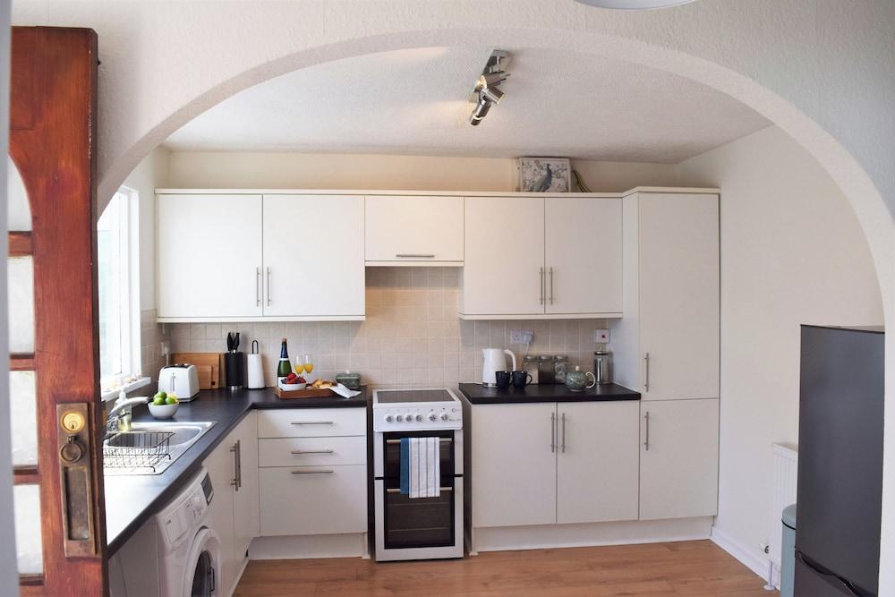 Westcroft 6 Withnoe Terrace