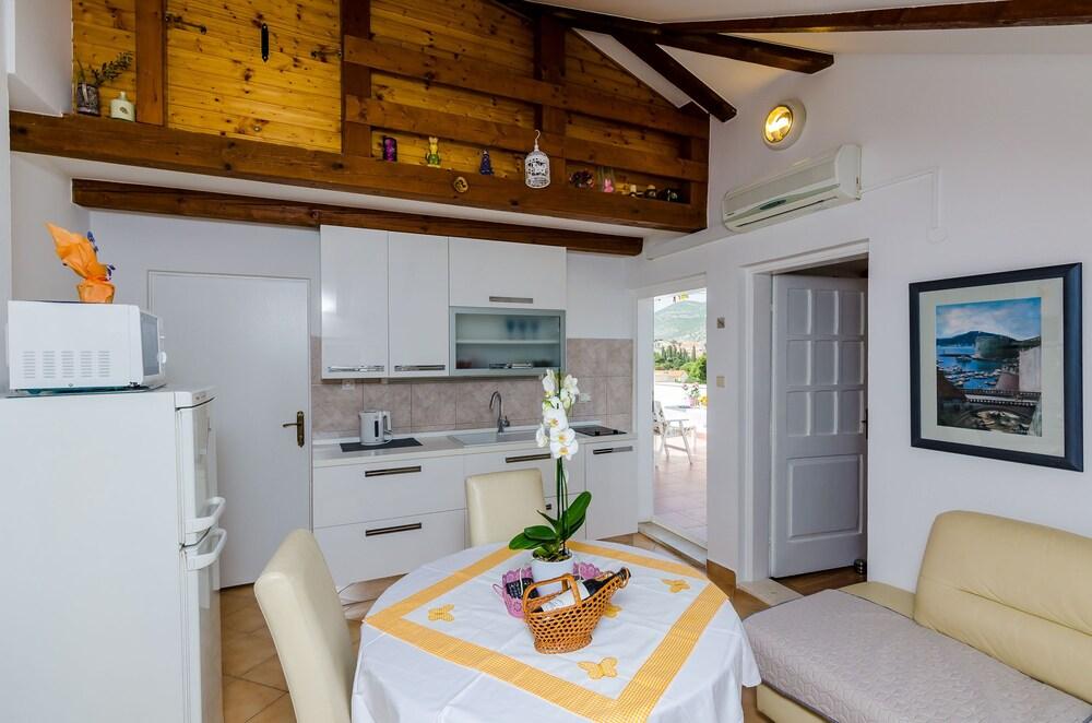 Apartment Marina View