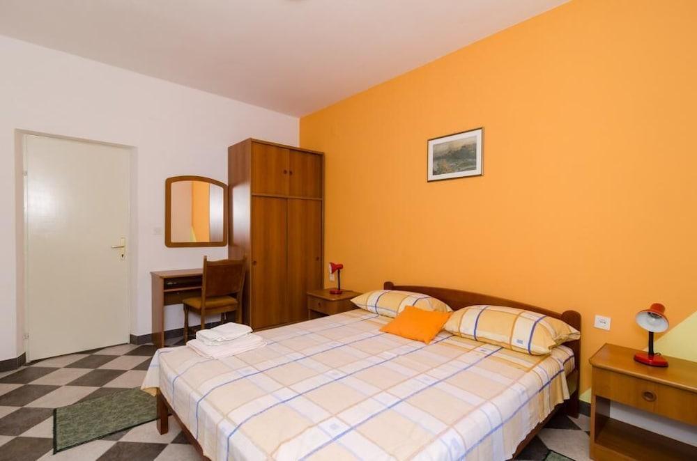 Holiday Home Blue Vineyard