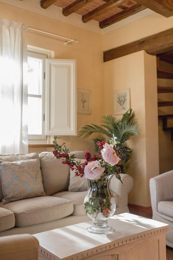 Cicale Farmhouse 3 Bedrooms Farmhouse With Pool