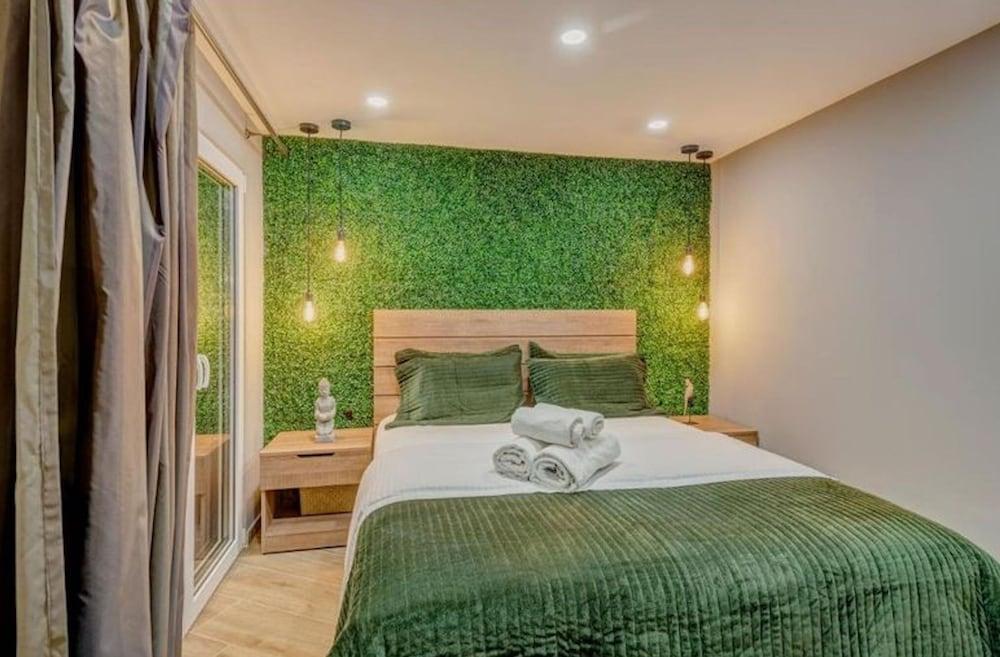 Private Pool Villa GGK