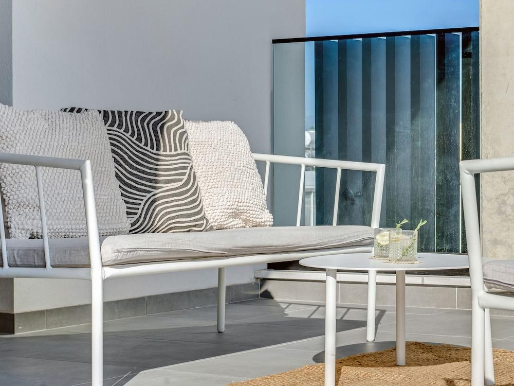 Sanders Crystal 1 Pleasant 3-bdr Apt With Shared Pool