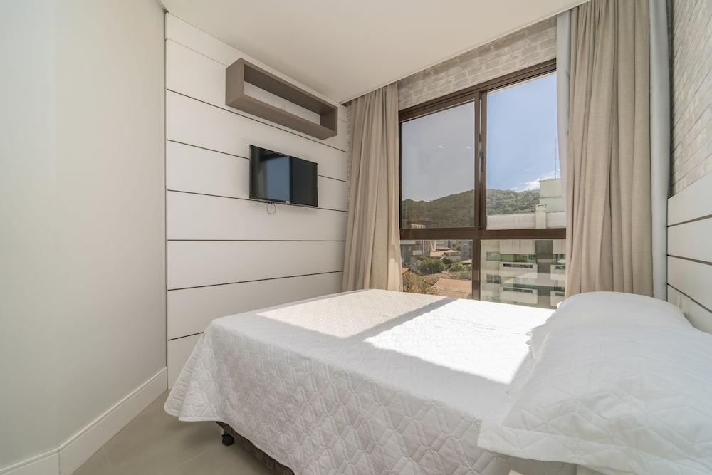 884 - Aluguel apartamento 3 quartos