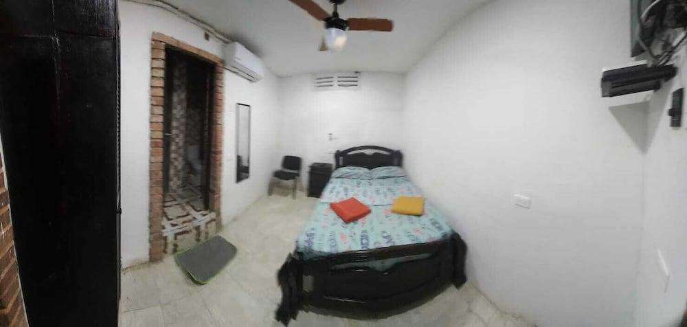 HOSTAL EL BALCONCITO