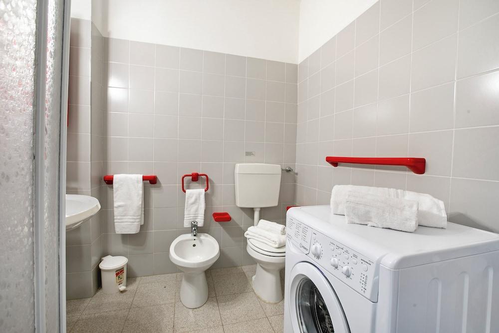 I Fari D220 600m From The Beach