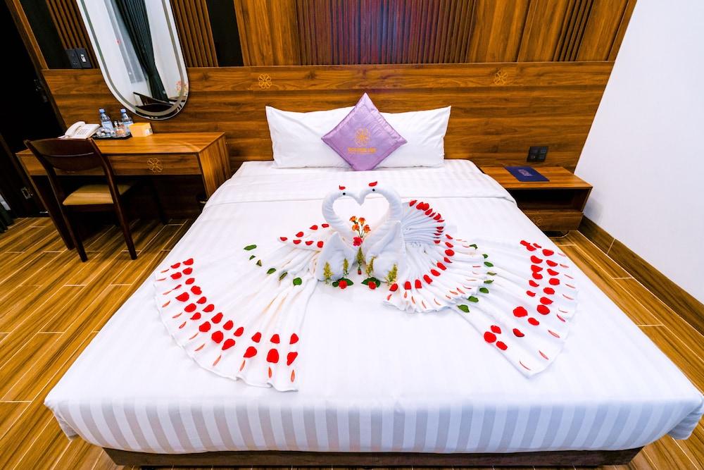 Hue Golden Inn Hotel