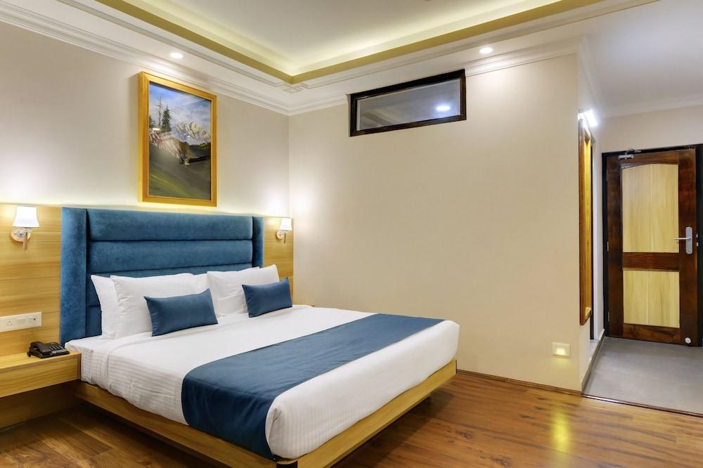 Yashshree Sikkim Blossom 600 Meters From Mg Marg