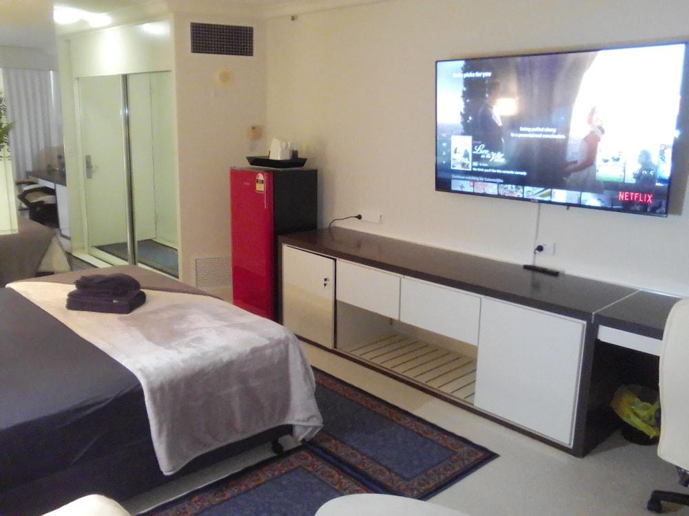 Your Stay In Surfers