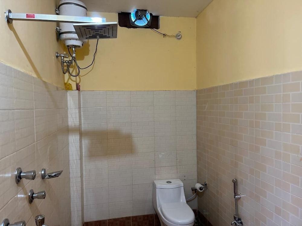 Kadambini Jungle Resort