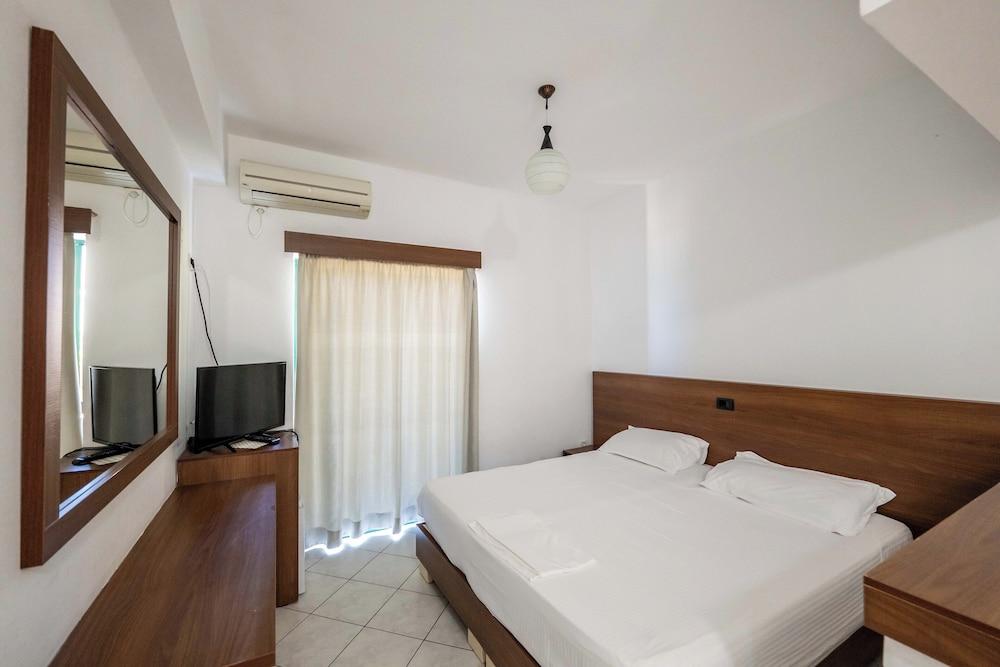 Hotel Mercury Saranda