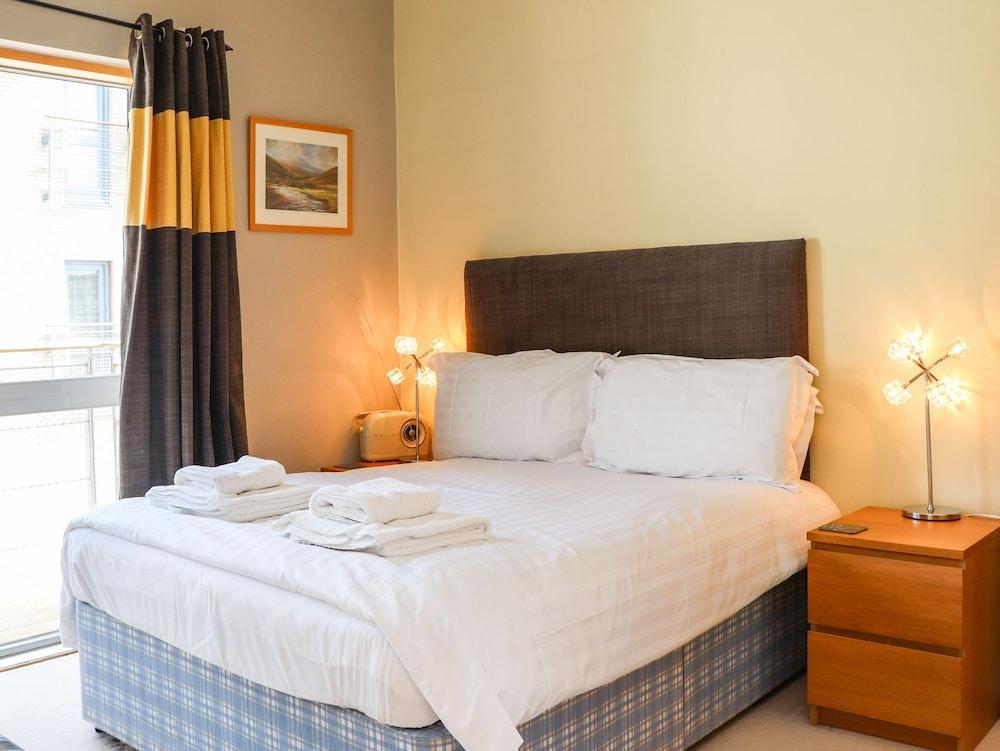 Castle View at the Viking