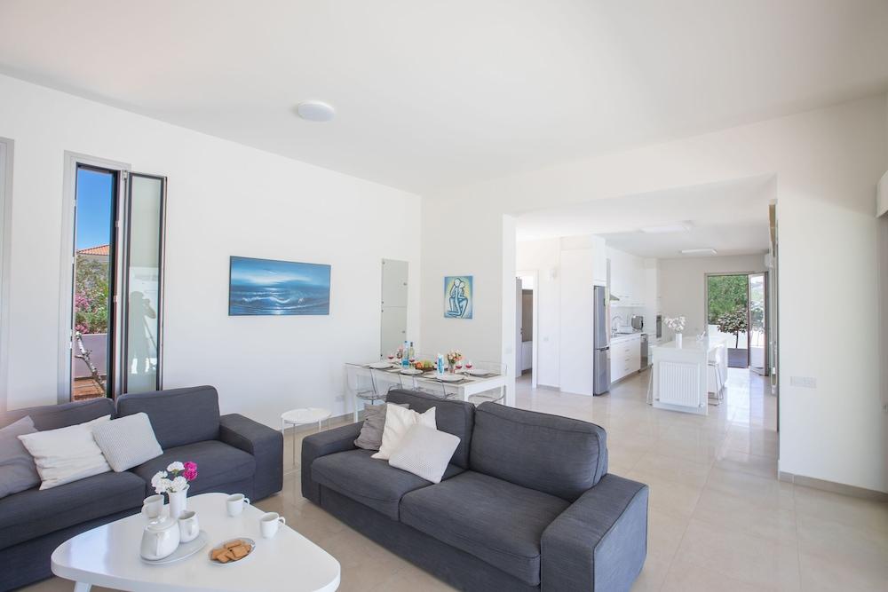 Protaras Holiday Villa Kg81 Private 3 Bedroom Villa With Pool