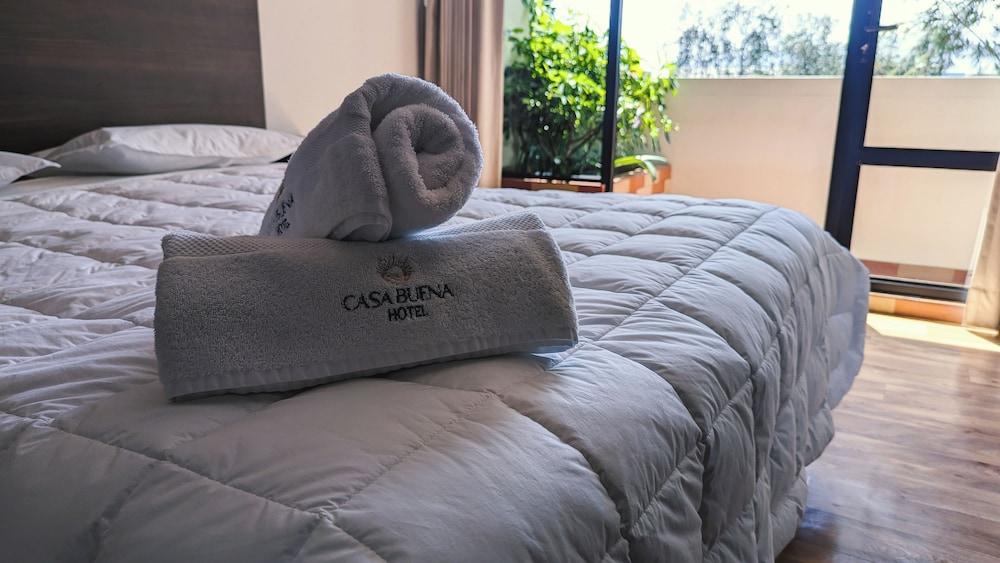CASA BUENA HOTEL