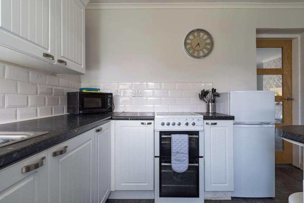 Chestnut House - Cosy 2 Bedroom - Ashington