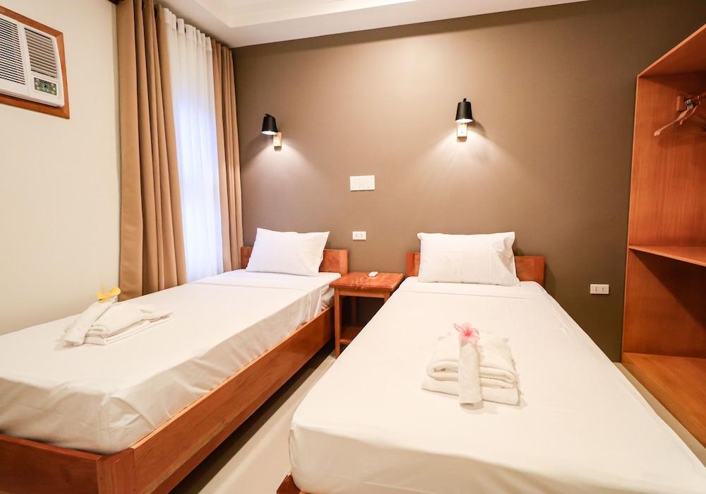 Josefina's Tourist Inn