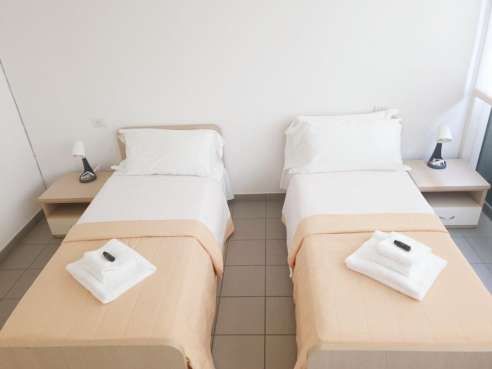 APPARTAMENTI  CASA IDEALE LECCO