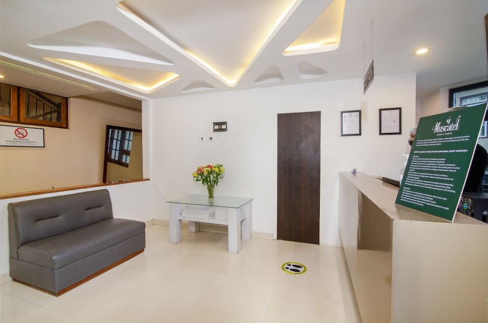 Muscatel Yavachi - 400 Mts from MG Marg