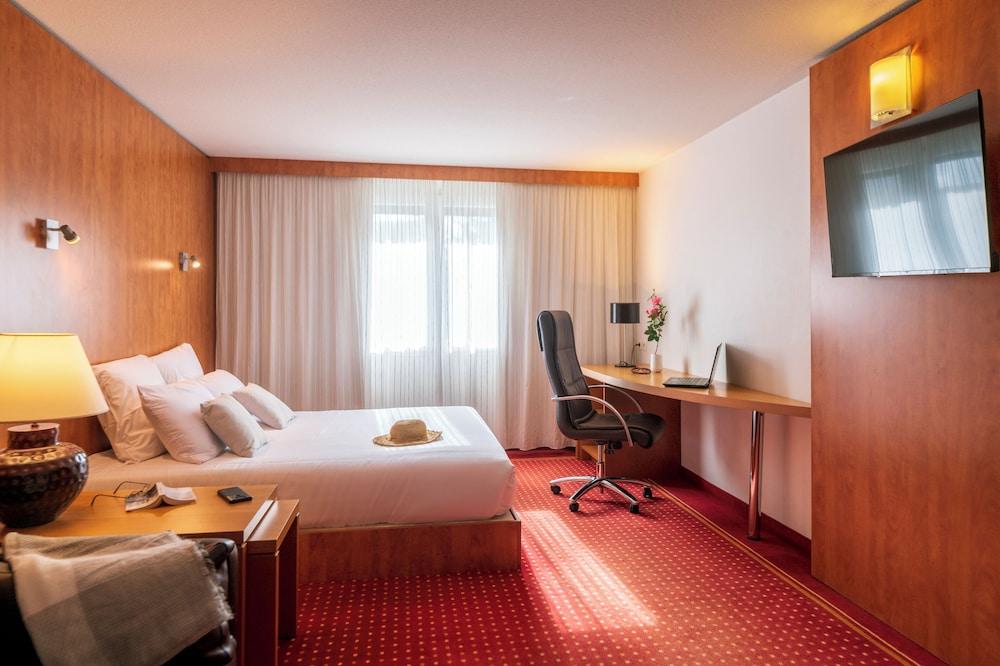 CERISE Bordeaux Mérignac Aéroport