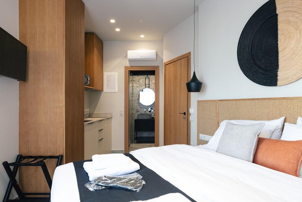 Chapter 02 Gallery Suites