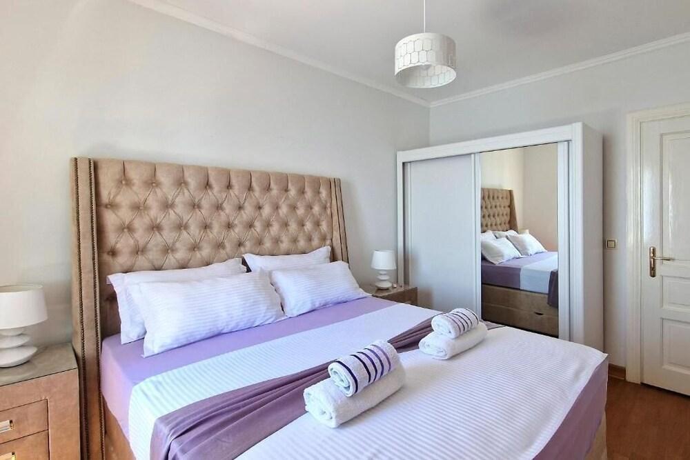 Beach Apartments Montesan