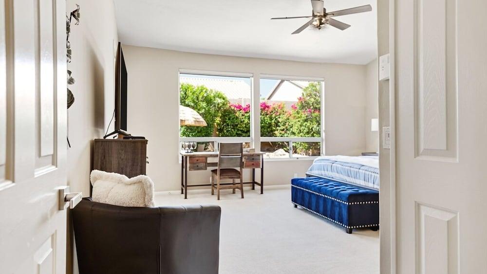 Amazing Home in Great Location W/backyard Oasis!