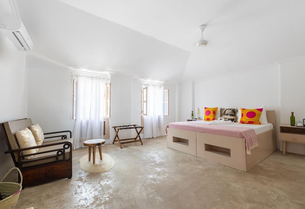 Sharazad Wonders Boutique