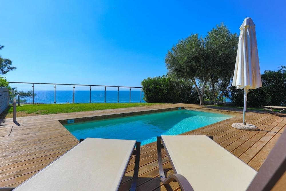 Kalma Villa Exi in Moudania