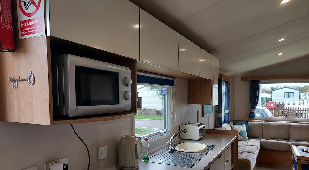 205 Holiday Resort Unity 6 Berth Pet Friendly