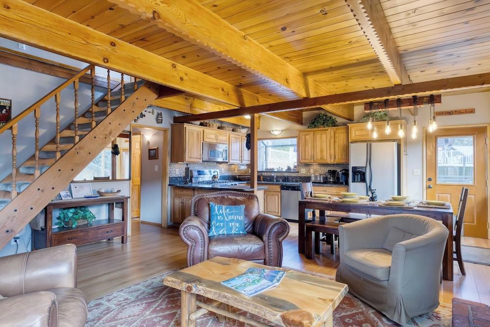 Lakeside in Bearadise by Avantstay Gorgeous Mountain Cabin in Boulder Bay!