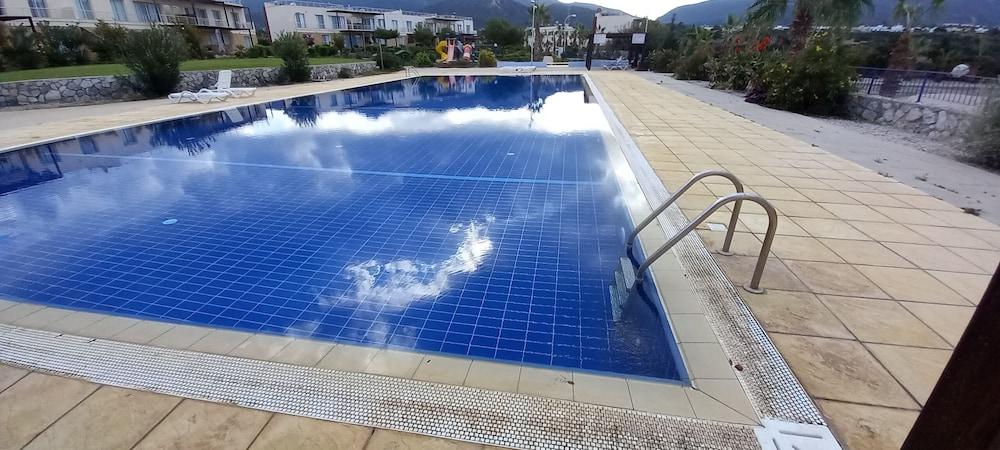 Stunning Rooftop Terrace Between sea and Mountains